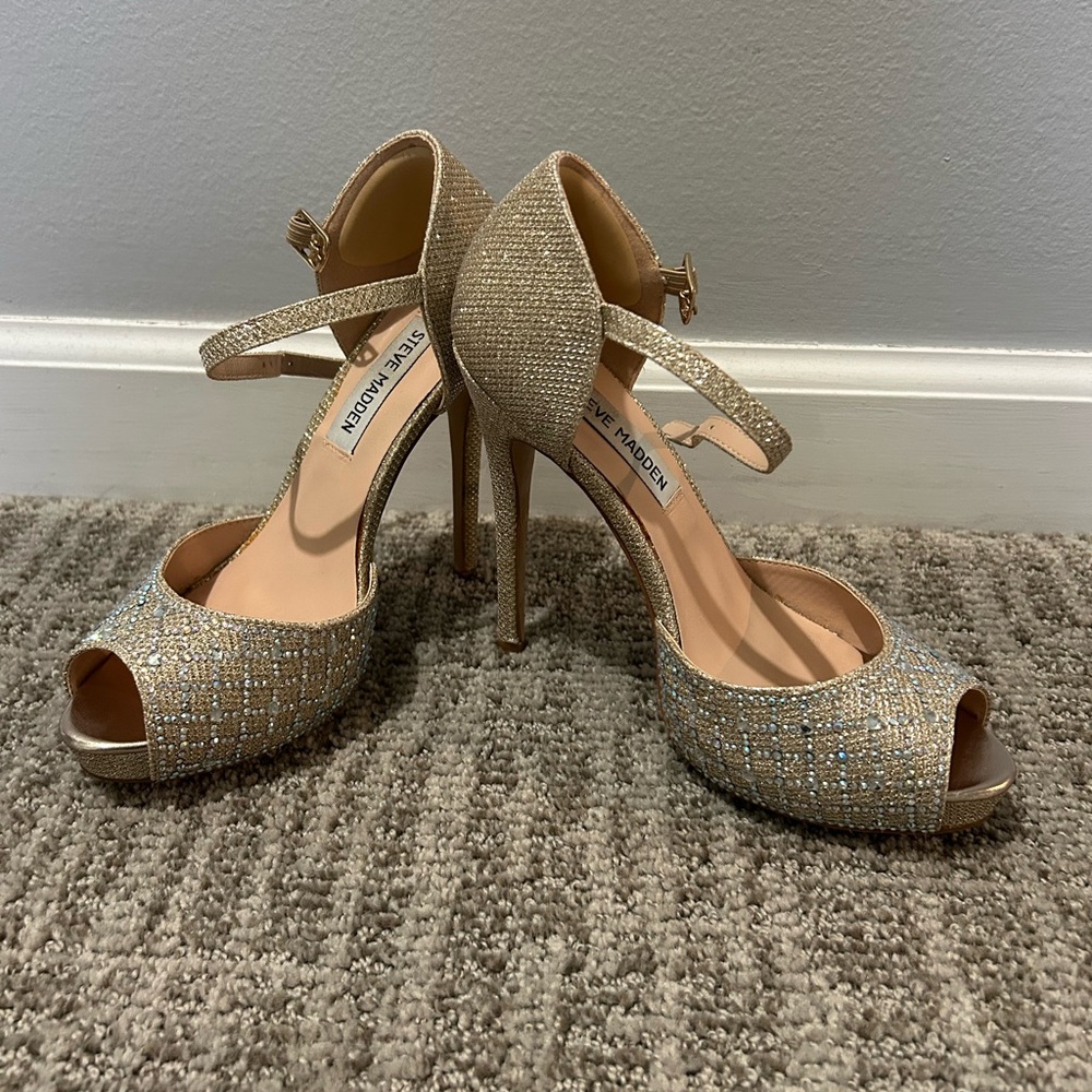 Steve Madden size 5.5 Rizzo Nude Heel sparkle gem stilettos prom wedding formal